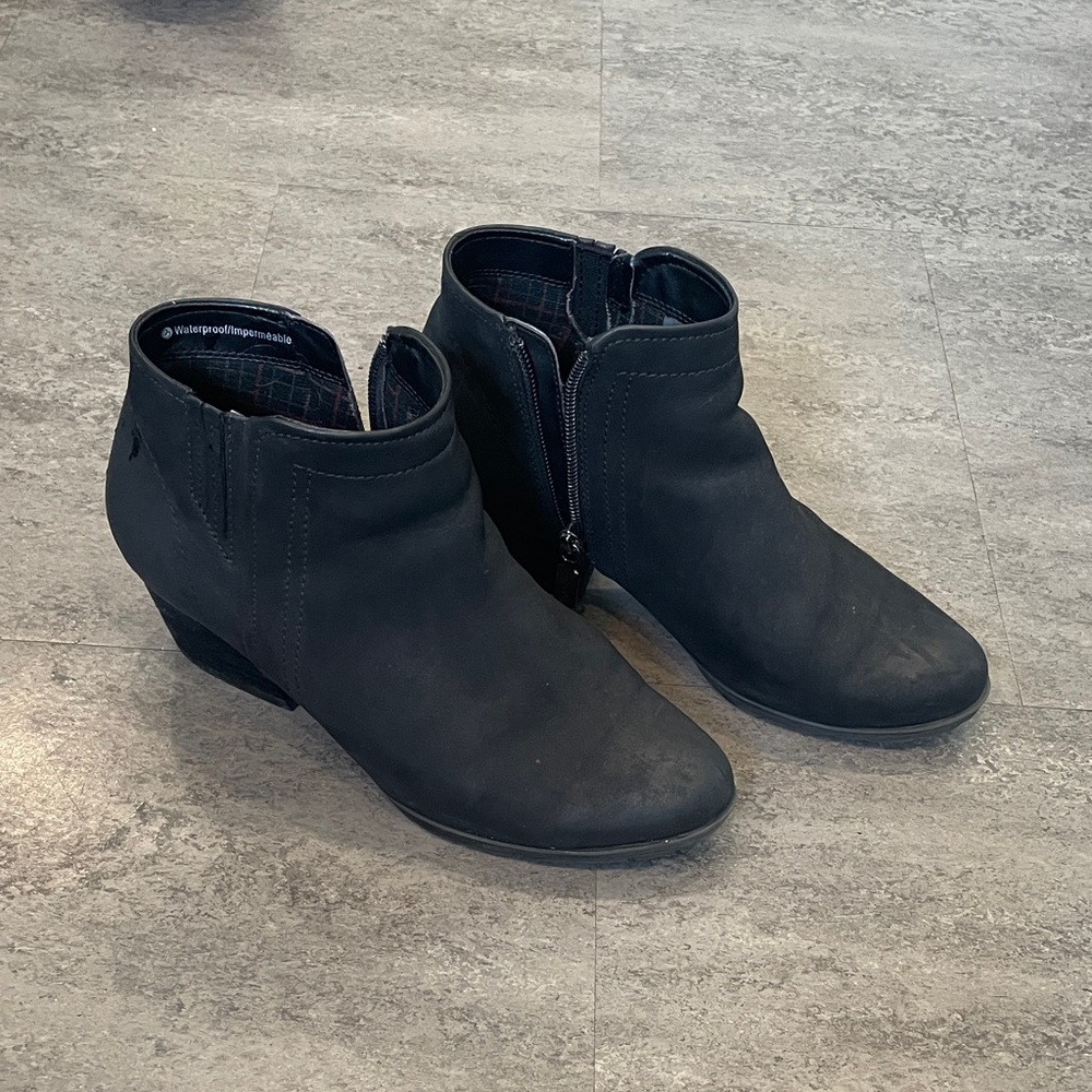 Blondo Waterproof Ankle Boots Sz 6.5W